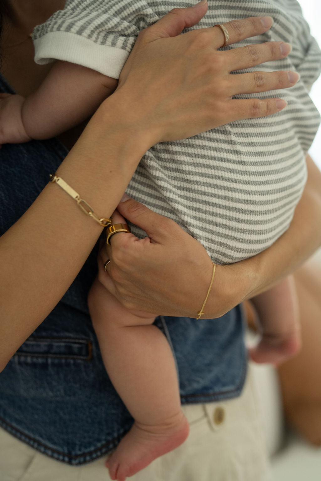 Jules_Branding_Family_Nov_2024_SanetraLongnoPhotography-4.jpg